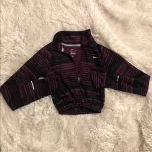 Sold** Nike crop quarter zip